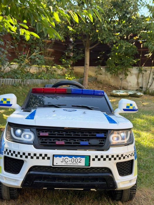 masinuta electrica politie
