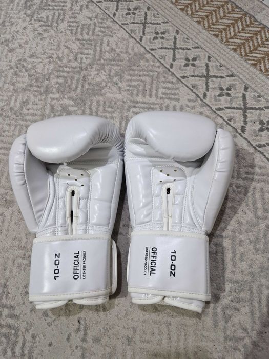 Кожанный оригинал бокс перчатка