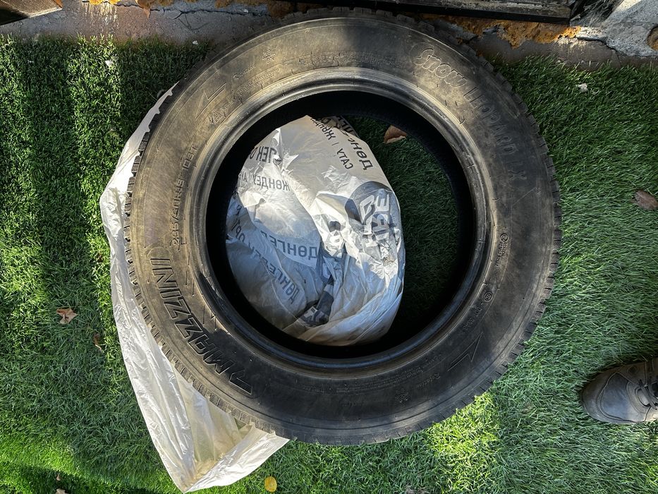 Зимние покрышки шипованые
