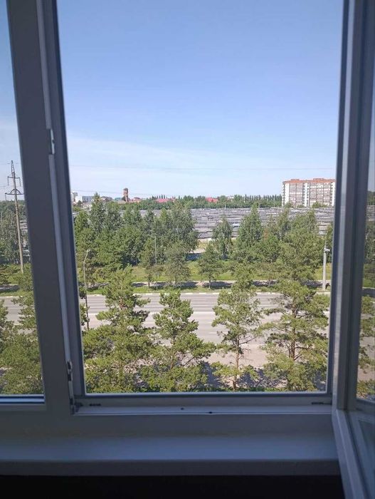 продам 1 ком. квартиру в 8 микрорайоне
