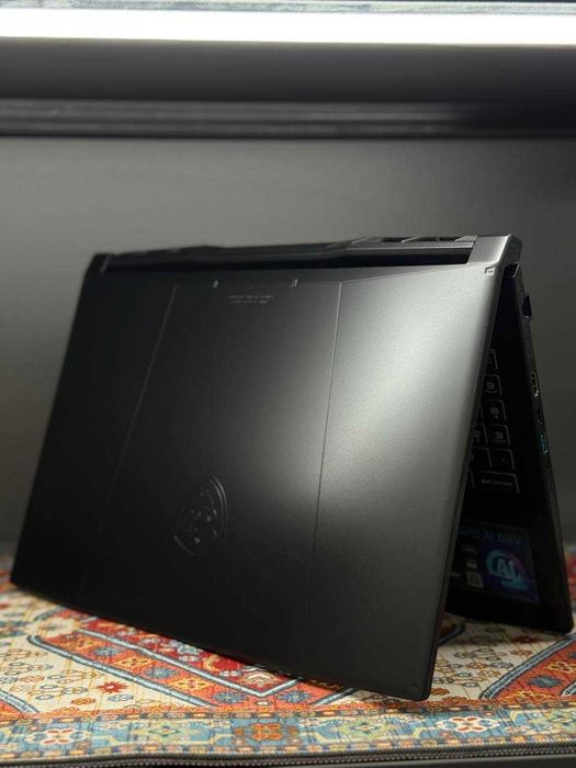 MSI Sword GF66 R7-8845HS / D5-16G / 512G / 15.6" 144Hz / RTX4060