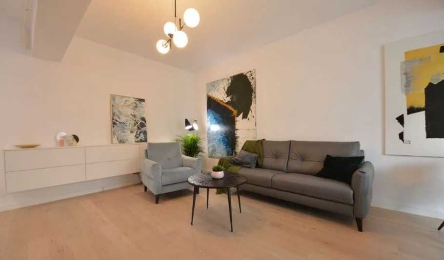 Дава се под наем Тристаен апартамент в Пловдив, Западен - 90 кв.м за 346.8 € - Снимка #1