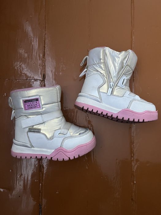 Сапоги для девочки. 26 размер.