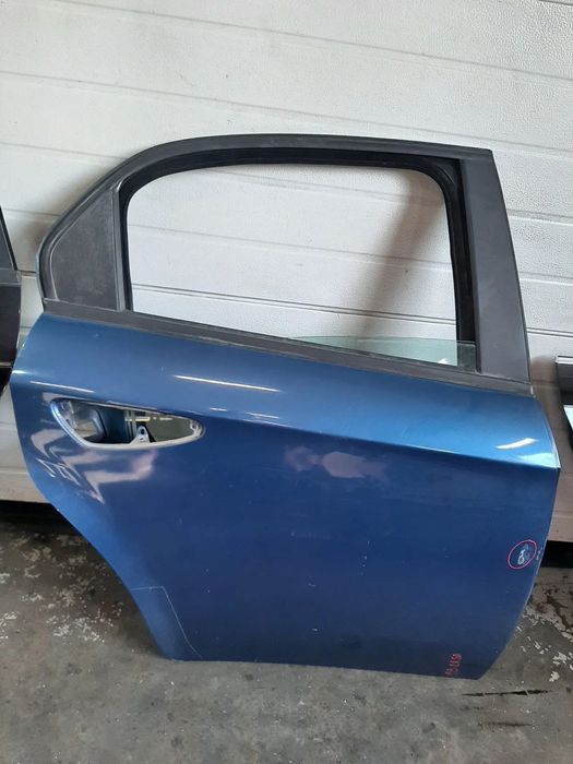 usa portiera dreapta spate alfa romeo 159