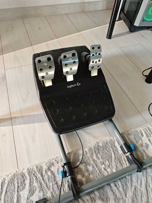 Pachet Simulator: Volan Logitech G920 + Schimbător + Scaun Playseat Challenge X (PC / Xbox)