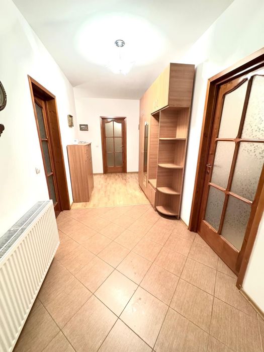 Vand apartament cu 4 camere,Bacau