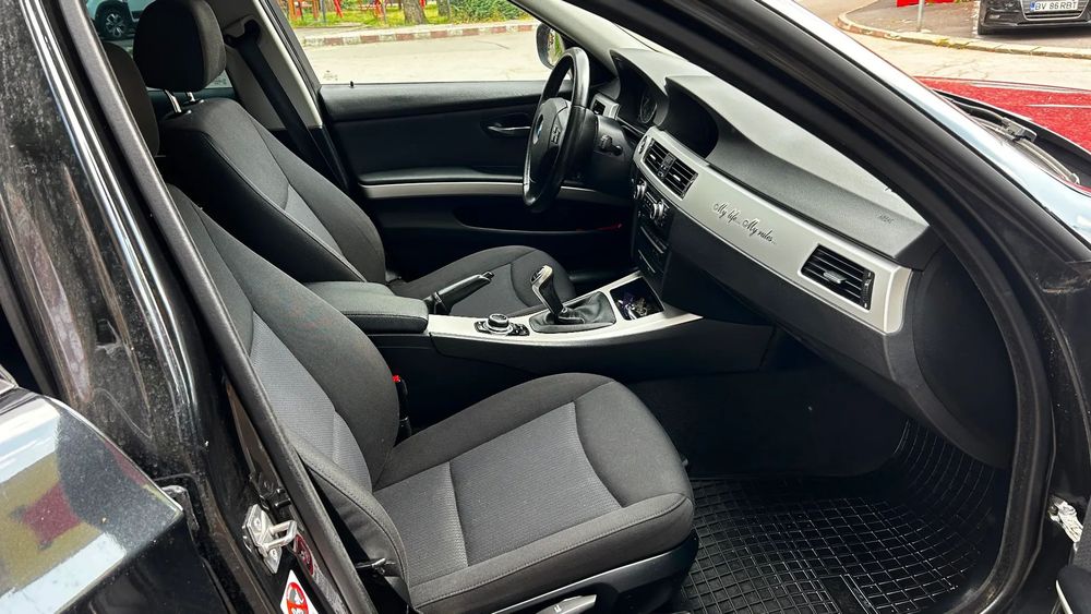 BMW Seria 3 Mașina excelent îngrijită .. distribuție nou cu factura garanție