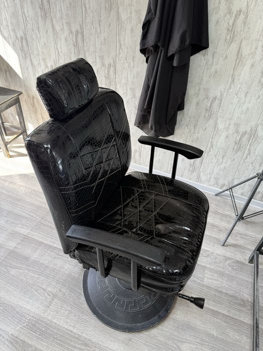 Кресло зеркало стол комплект