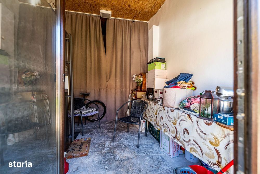 Apartament în centru cu acces auto și garaj propriu
