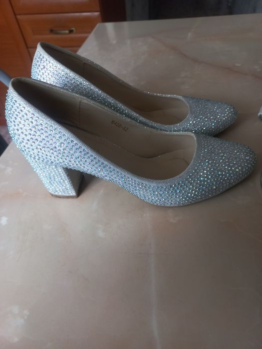 Продам.    туфли