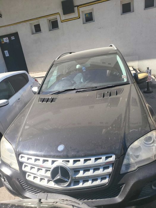 MERCEDES-BENZ ML-Class