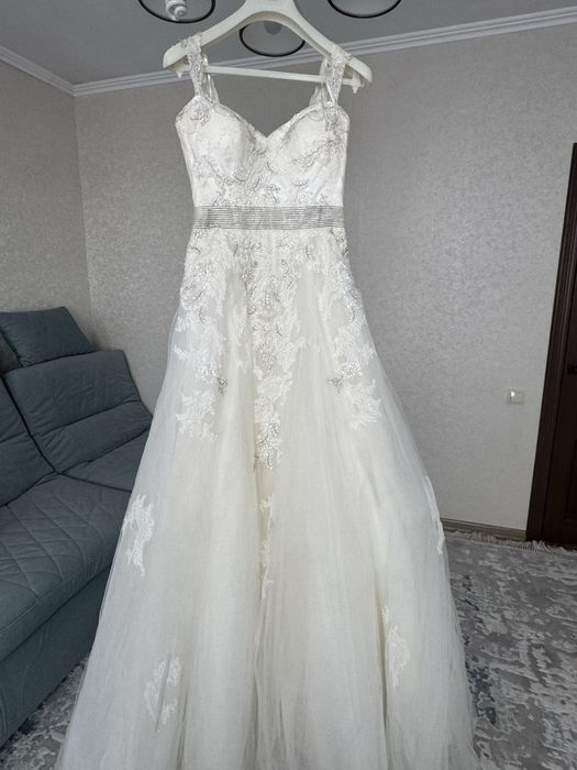 Продам свадебное платье