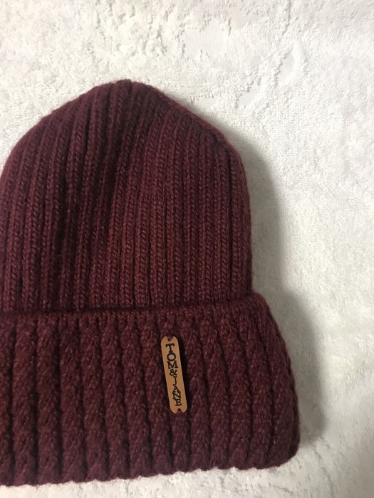 Продам шапочку с  цельным шарфом