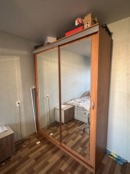 Продам шкаф купе