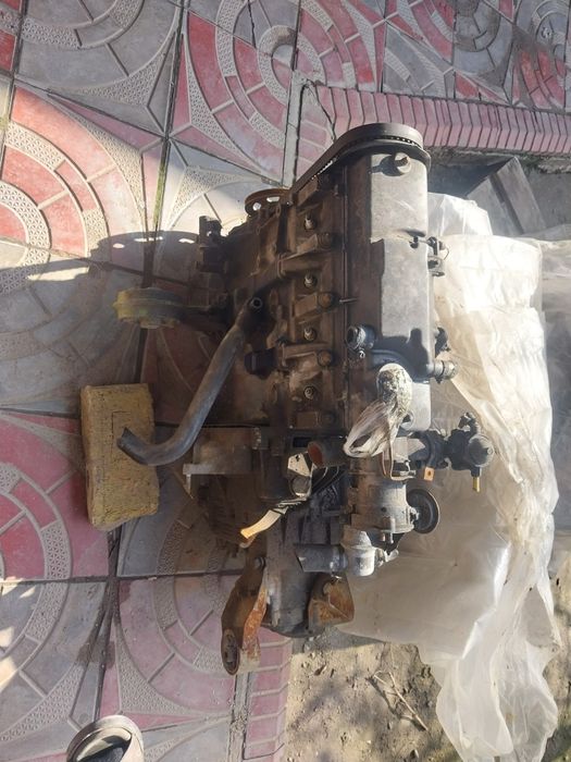 Матор с коробка и грата ваз 2109