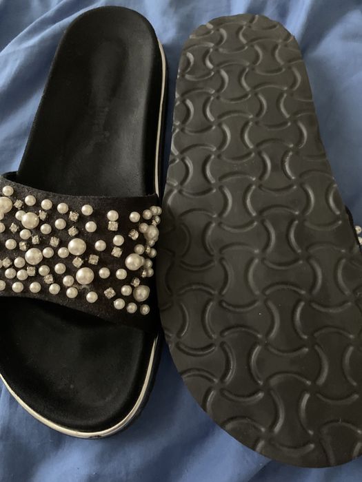 5TH AVENUE. Sanda piele/Papuci dama  catifea cu mărgele. MK