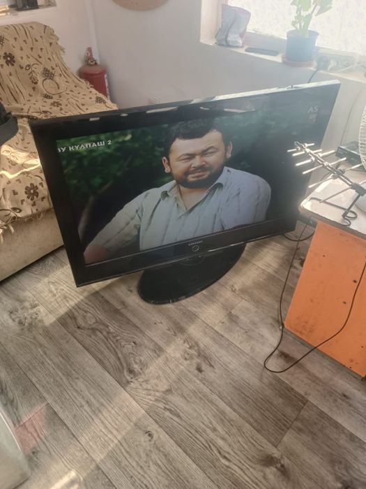 Телевизор самсунг