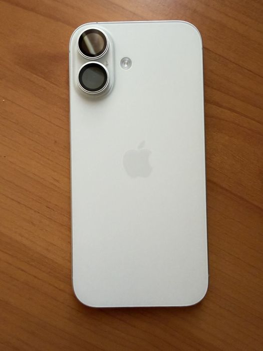 Iphone 17 на гарантии