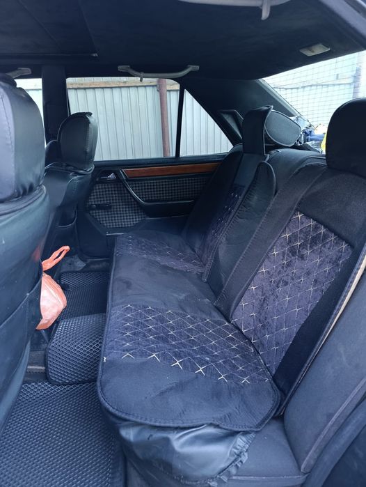 Мерседес 124 кузов 2.2 объем