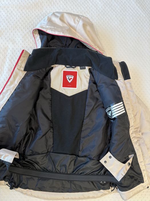 Продавам ски екип  Rossignol