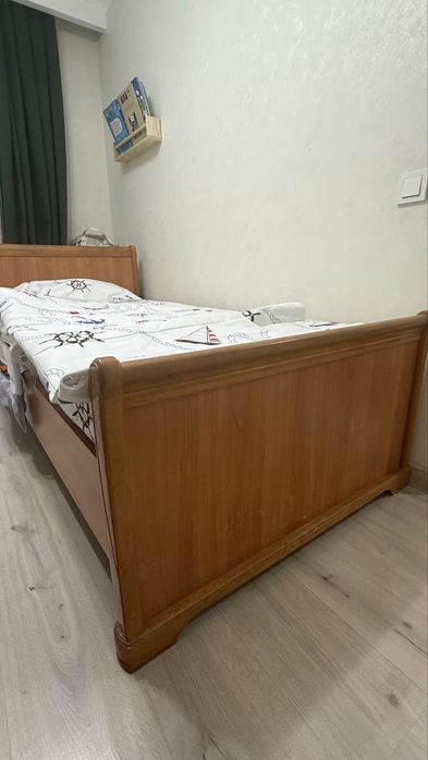 Кровать односпальная 90*200 / дерево