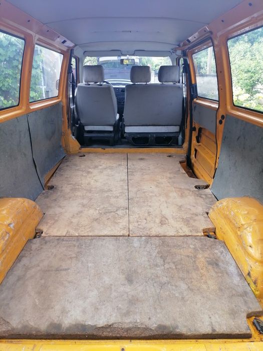 Vand Vw Transporter T4, an '97, 1.9 Diesel/ schimb cu retromobil