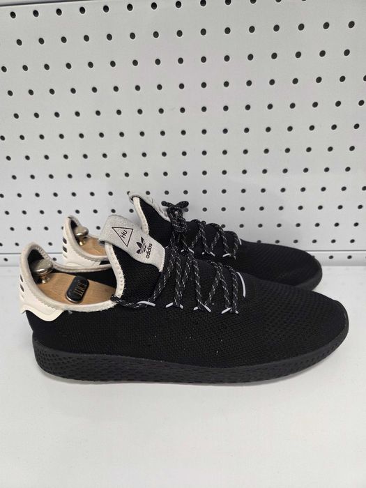 Оригинални мъжки маратонки- Adidas Pharrell Williams