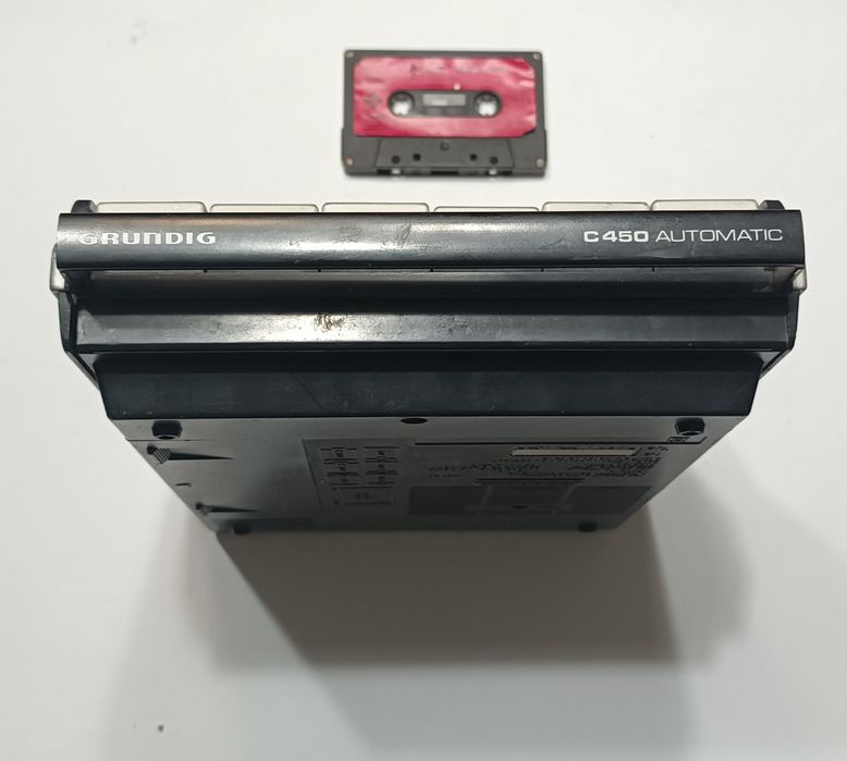 Grundig C450 Automatic (1977 г.) Ретро касетофон Напълно работещ!
