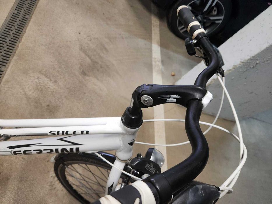 FERRINI Градски Дамски Велосипед Колело 28цола 21 скорости