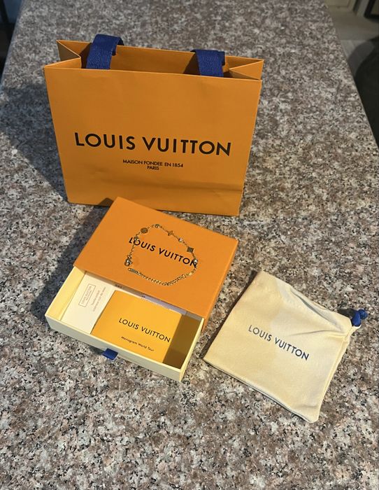 LOUIS VUITTON unisex gold bracelet