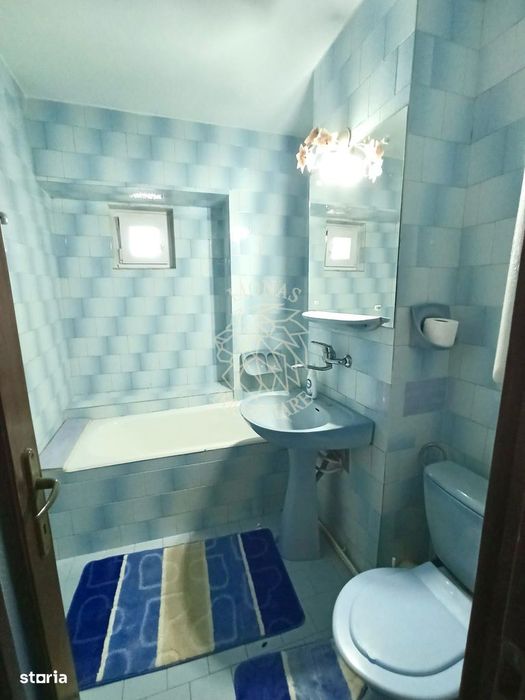 Apartament decomandat 3 camere 72 mp+spatiu depozitare 30 mp-Central