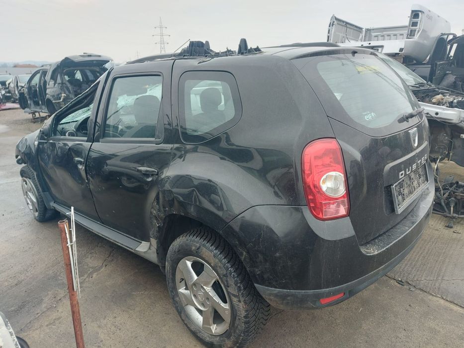 Dezmembram Dacia Duster, 1.6 benzina, 4x4, an 2012