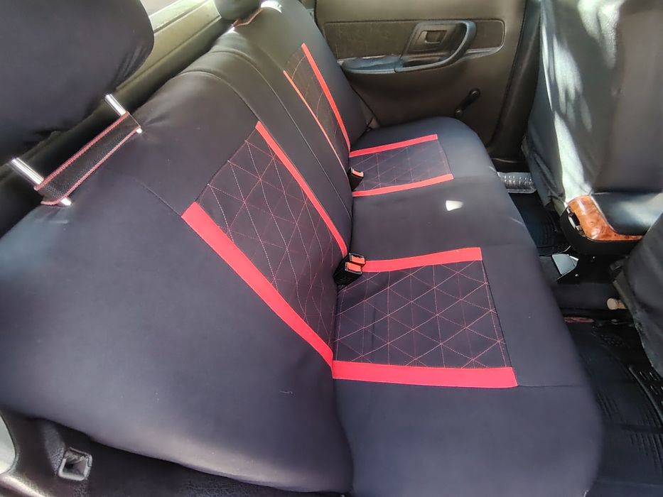 Комплект калъфи за автомобилни седалки