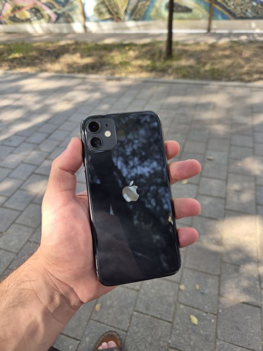 Айфон 11 64гб Iphone