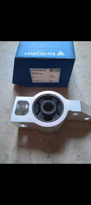 U　38 Bucsa brat suspensie trapez VW Skoda Focsani • OLX.ro