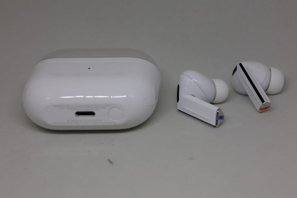 Samsung Galaxy Buds 3 Pro в отлично състояние