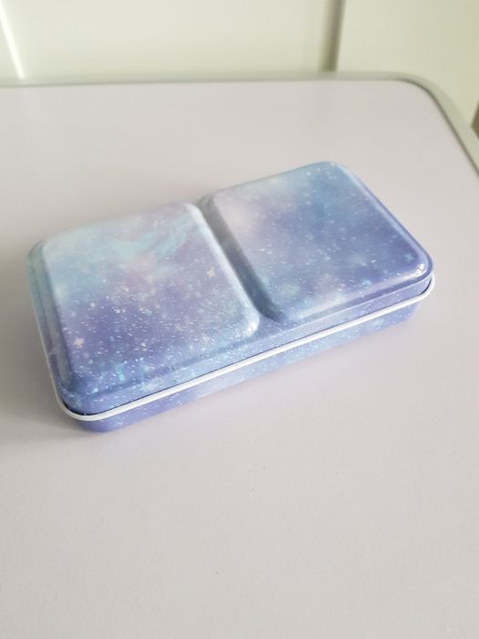 Метална кутия за акварелни бои