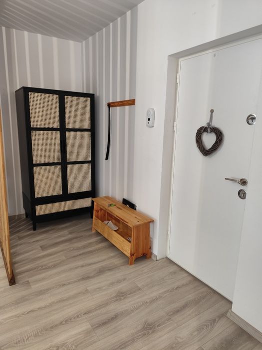 Apartament de închiriat