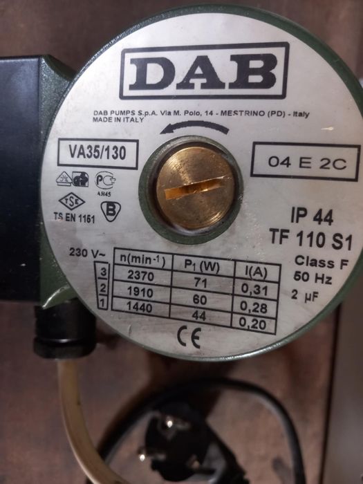 Циркулационна помпа за отоплителни системи DAB VA35/130