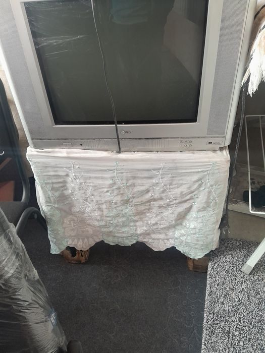 Телевизор сотилади