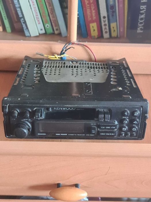Автомагнитола " KENWOOD KRC-452D "   рабочем состоянии .