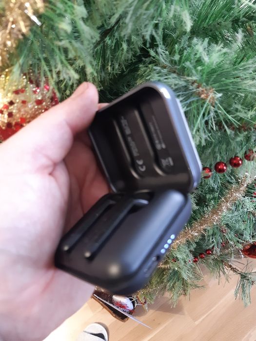 Уникални блутут слушалки на топ цена Happy Plugs Air 1