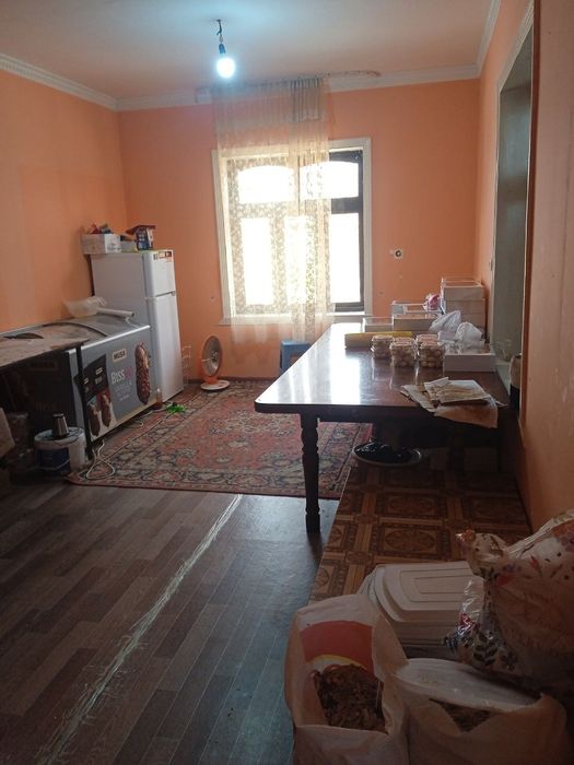 Uy sotiladi hamma sharoiti bor 12 sotix