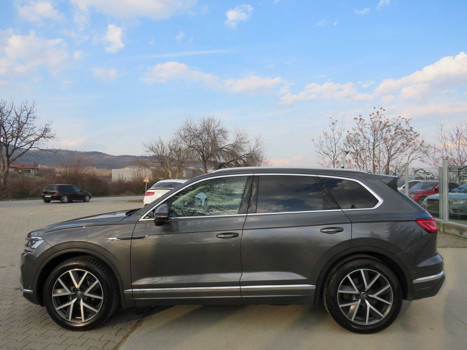 Volkswagen Touager 3.0TDI R-Line 2021г.