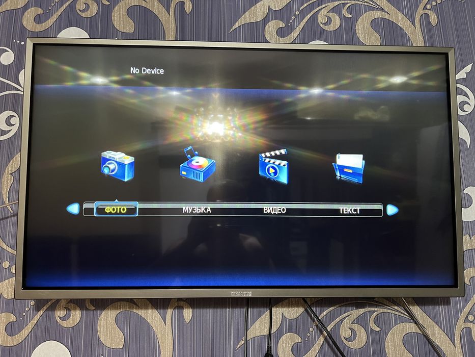 LED телевизор Samsung UE-32M5000