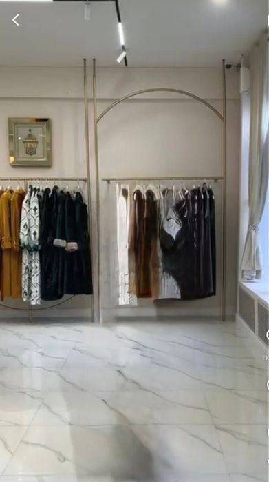 киім ілгіш сатылады