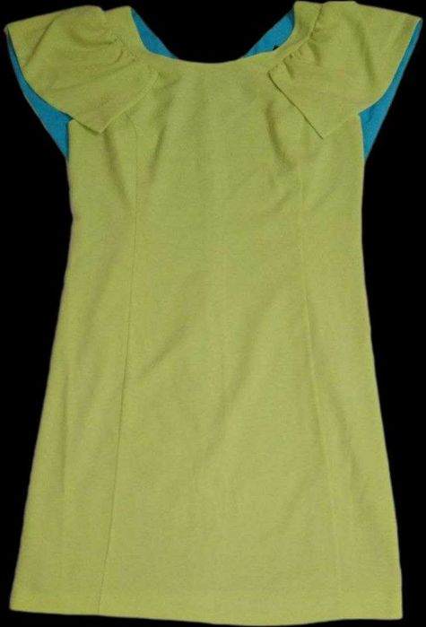 Платья разные...