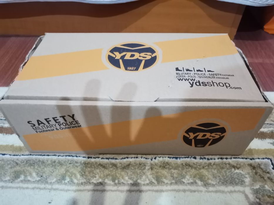 Летни работни обувки с метално бомбе