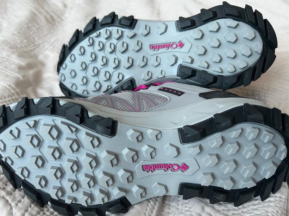 Дамски туристически маратонки  Columbia Peakfreak