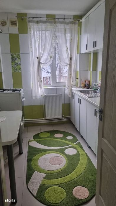 Apartament 3 Camere Semidecomandat Podu Ros Pasapoarte